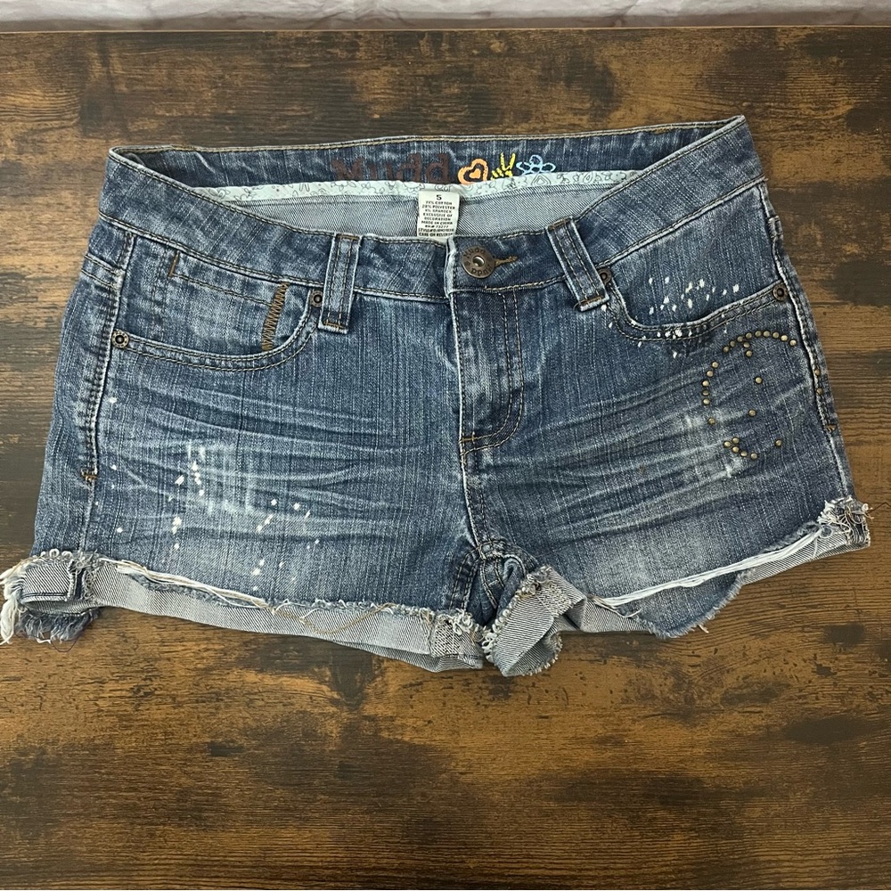 Vintage Mudd Denim Jean Shorts Women’s Sz 5 Y2K Low Rise Distressed Studded